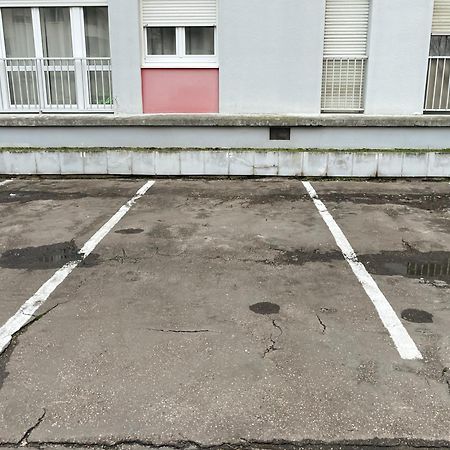 Au Coeur Des Arenes - Parking Prive Apartman Metz Kültér fotó